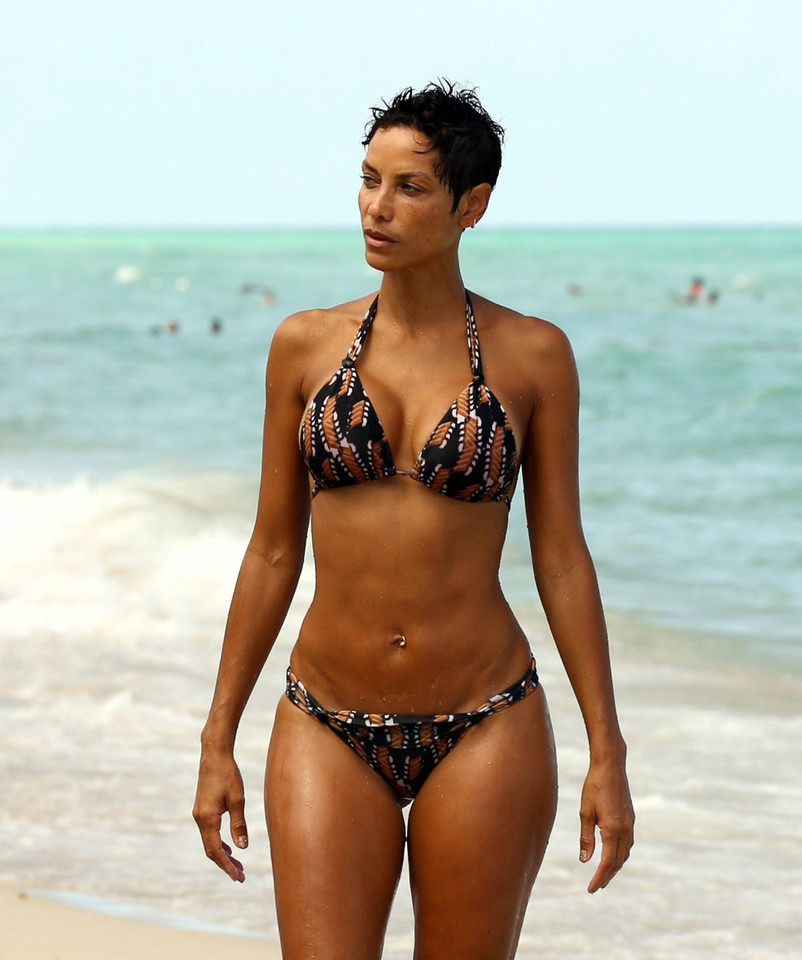 46-letnia Nicole Murphy w bikini