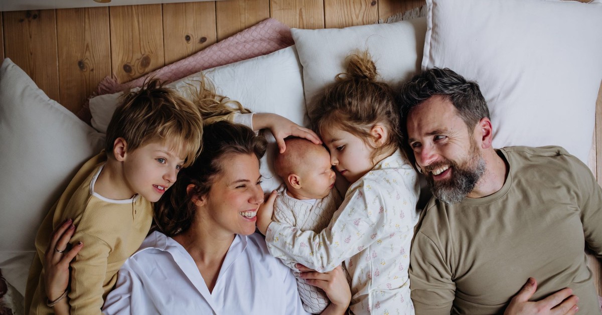 Rodzice zyskali 15 dodatkowych tygodni urlopu. Uzupełniający urlop macierzyński nie tylko dla rodziców wcześniaków