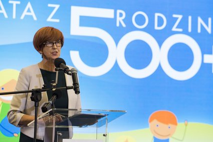 Czy samotny rodzic potrzebuje alimentów, by dostać 500 plus na drugie dziecko? Różne stanowiska sądu i resortu rodziny