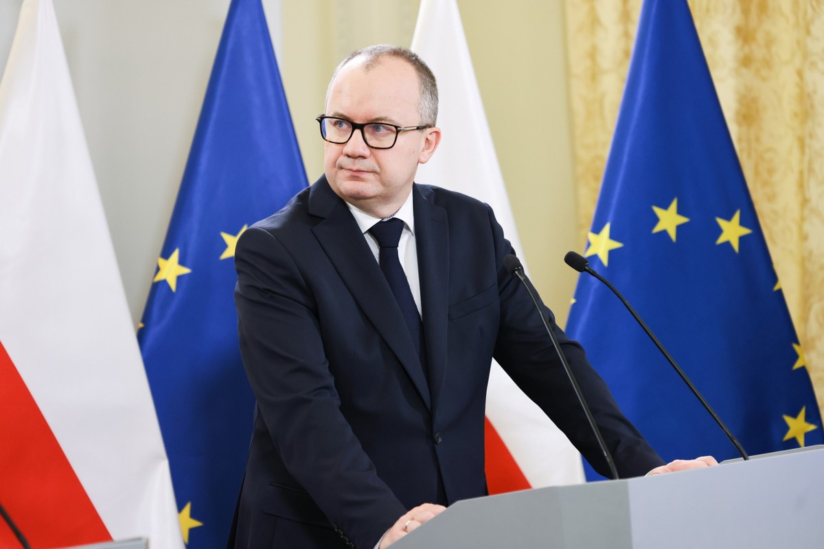 Warszawa, 20.12.2024. Minister sprawiedliwości, prokurator generalny Adam Bodnar podczas konferencji prasowej w siedzibie ministerstwa w Warszawie, 20 bm. (jm) PAP/Albert Zawada