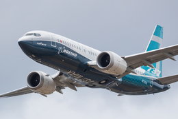 Dwie katastrofy Boeingów 737 MAX nie odstraszą pasażerów? Badanie ujawniło, czym się kierują, kupując bilet