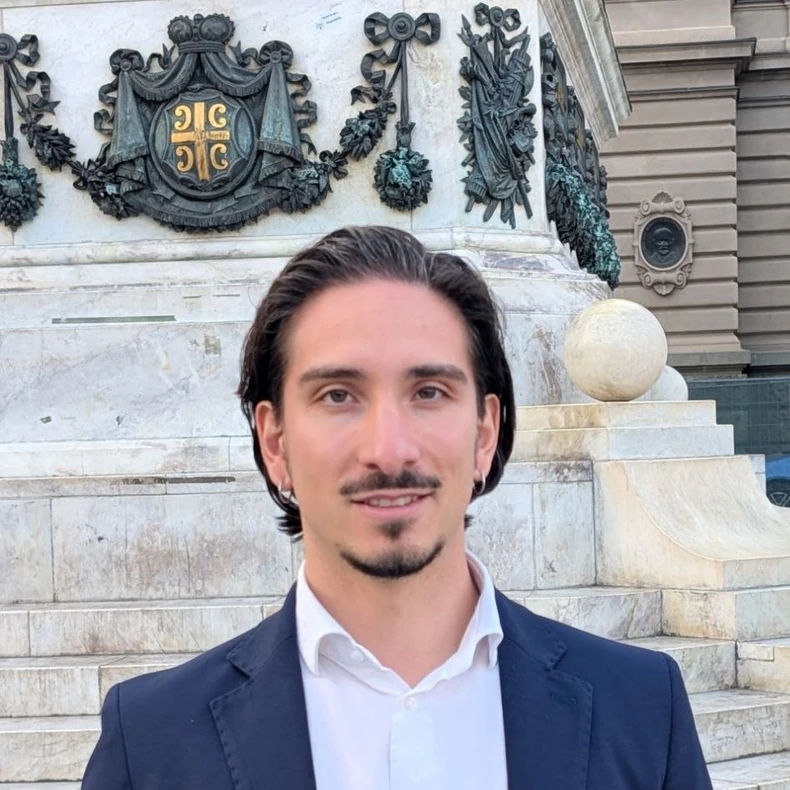 Za svoj diplomski rad u Italiji, Frančesko je koristio i tekstove "Blica" o bombardovanju 1999. godine