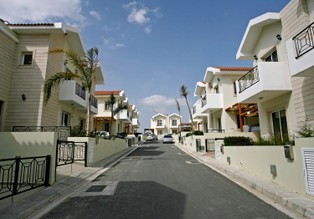 Cypr zrefunduje koszty pobytu wszystkich turystów, którzy zarażą się koronawirusem