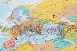 Piekielnie trudny, ale szybki QUIZ. Stolice państw. Wskaż PRAWDA lub FAŁSZ. Trafisz choć 18/20?