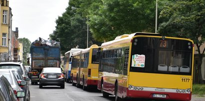 Trzy osoby ranne w wypadku autobusu