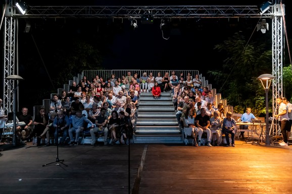 Nagrade 11. festivala Novi tvrđava teatar: Najbolja predstava "Nije smrt biciklo (da ti ga ukradu)"