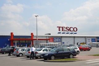Tesco zwolni w Polsce 3 tysiące pracowników