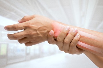 A csontritkulás diagnosztikája: vérből és vizeletből kimutatható a szervezet kalcium- és D-vitamin-ellátottsága, a csonttömeget denzitometriás (DEXA) eljárással lehet mérni.