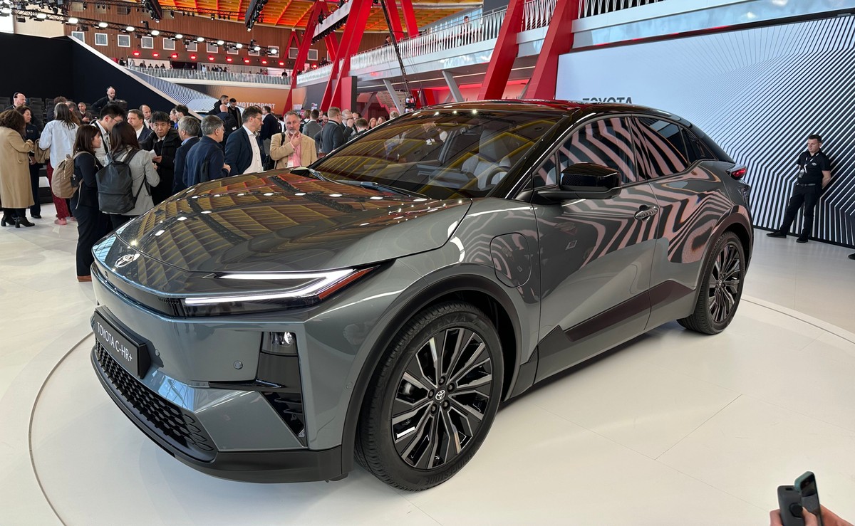 Nowa Toyota C-HR+ wjeżdża na rynek. Cena będzie hitem