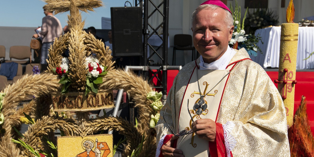 Biskup łomżyński Janusz Stepnowski