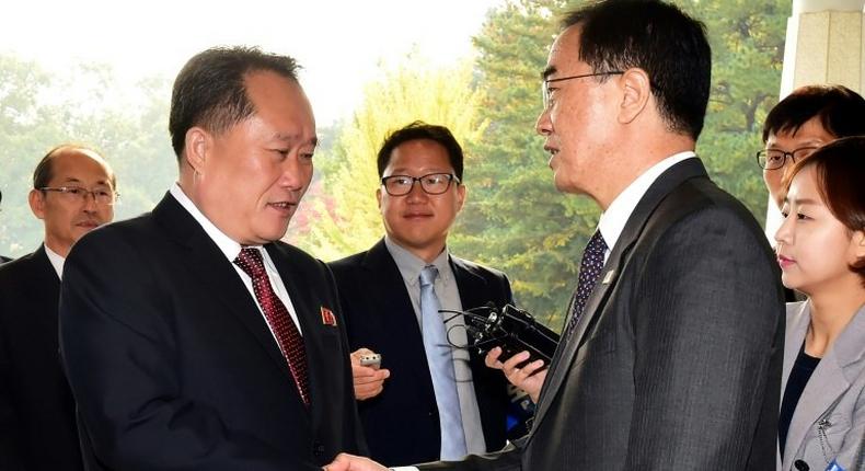 South Korean Unification Minister Cho Myoung-gyon (R), pictured here with his North Korean counterpart Ri Son Gwon (L) October 15, 2018, says Seoul will not restart an industrial zone with the North until it moves to give up nuclear weapons