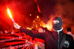 Karpaty Lwów w barwach nacjonalistów ukraińskich