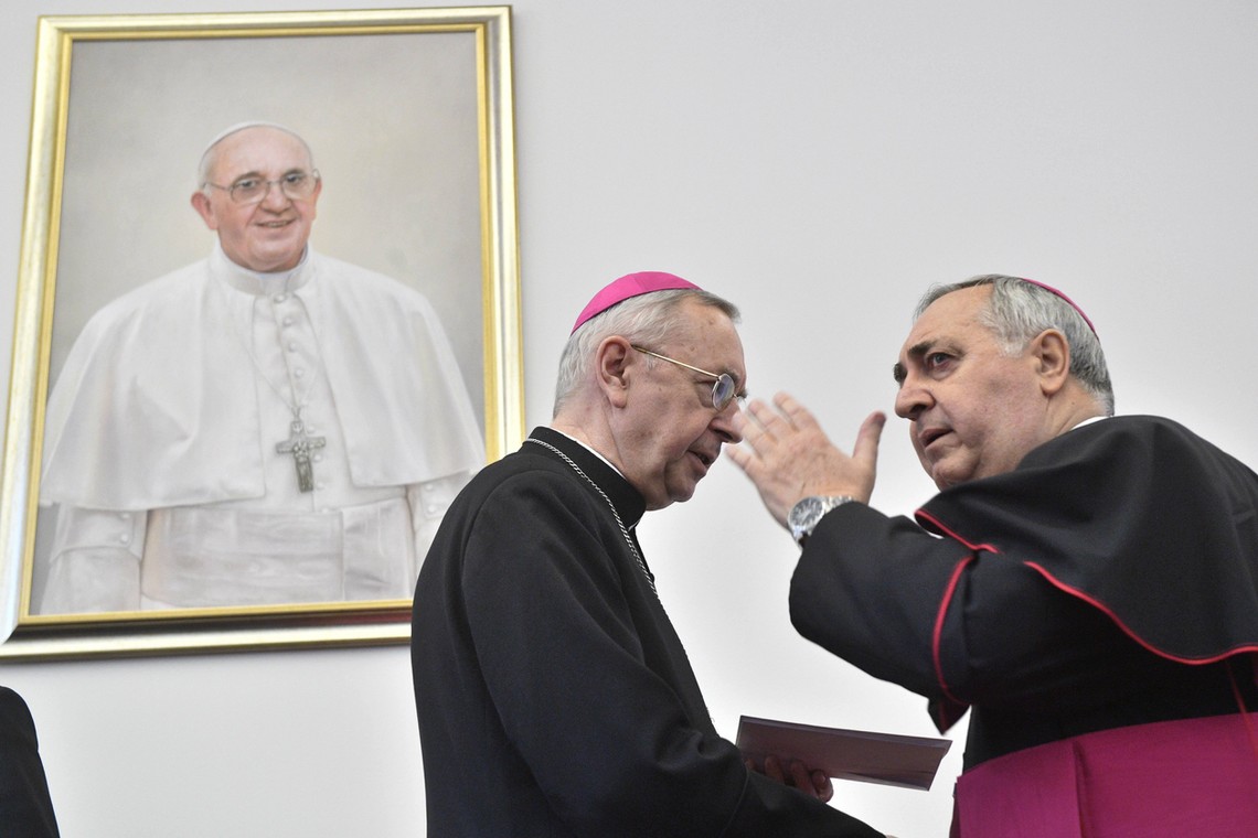 Przewodniczący KEP abp Stanisław Gądecki i nuncjusz apostolski w Polsce Salvatore Pennacchio podczas obrad w ramach 378. Zebrania Plenarnego Konferencji Episkopatu Polski, 13.03.2018 r.