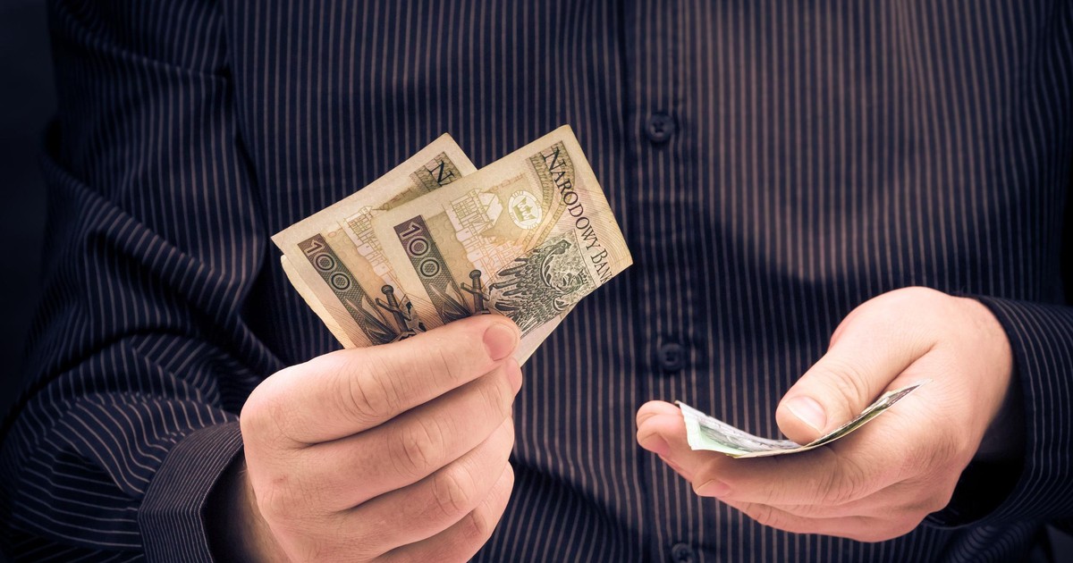 Coraz więcej Polaków tak odkłada na przyszłość. Zyski sięgają nawet 100 proc.