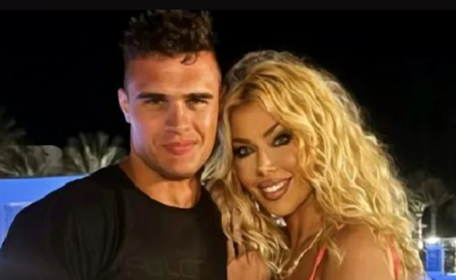 Sara sa mužem sa kojim čeka dete