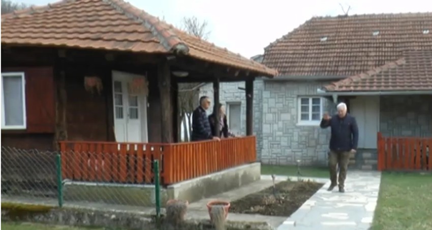 Ovo je kuća u kojoj živi par o kome bruji cela Srbija