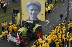 Ważą się losy umowy UE–Mercosur. Wielki protest w Strasburgu