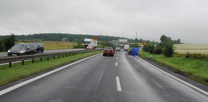 Śmiertelne potrącenie 39-latka. Policja szuka sprawcy