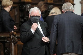 Przystawki bujają okrętem Zjednoczonej Prawicy. Co zostanie z PiS po nadchodzącej rekonstrukcji rządu?