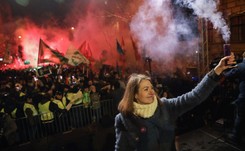 Węgrzy wstają z kolan. Rząd Orbana sam związał sobie ręce narracją antymigracyjną