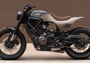 Crooked Yamaha XSR700
