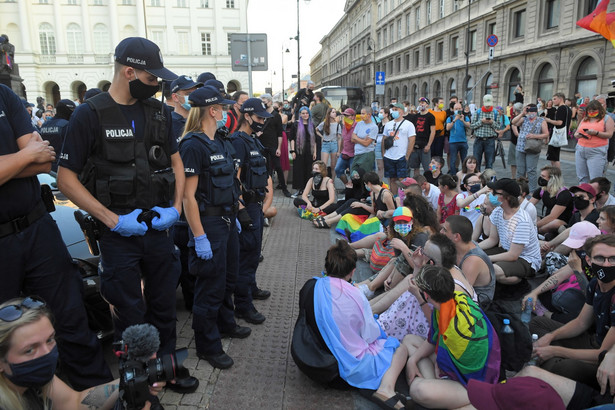 Policja kontra demonstranci