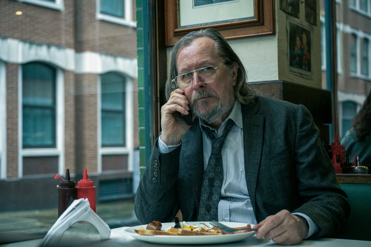 Gary Oldman w pierwszym odcinku piątego sezonu serialu "Kulawe konie"