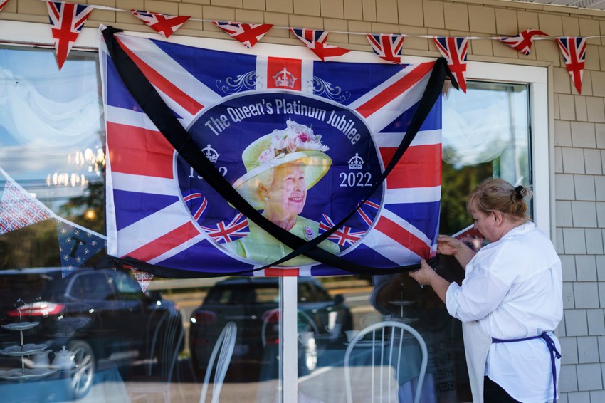 Građani tuguju Britanija