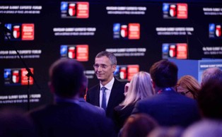 "Polska na obronę wydaje więcej i lepiej". Stoltenberg wychwala nasz kraj