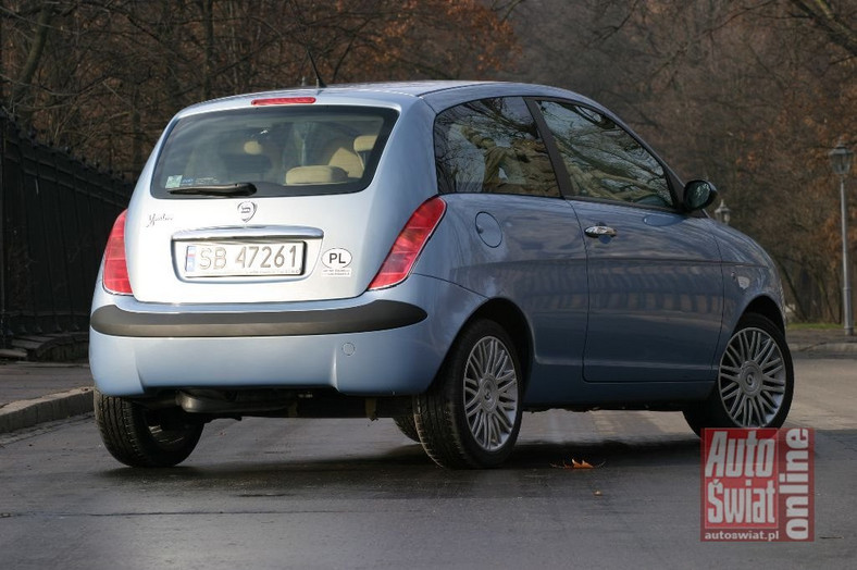 Lancia Ypsilon