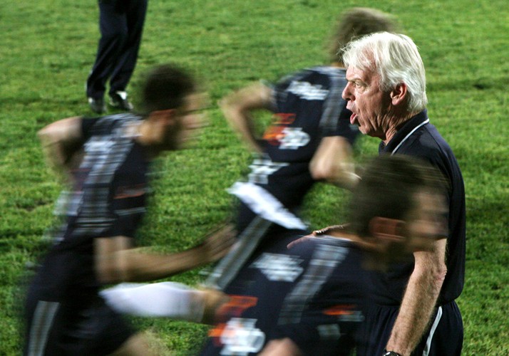 I miejsce w kategorii Sport. Leo Beenhakker podczas krótkiego rozruchu na stadionie im. Tofika Bachramowa w Baku