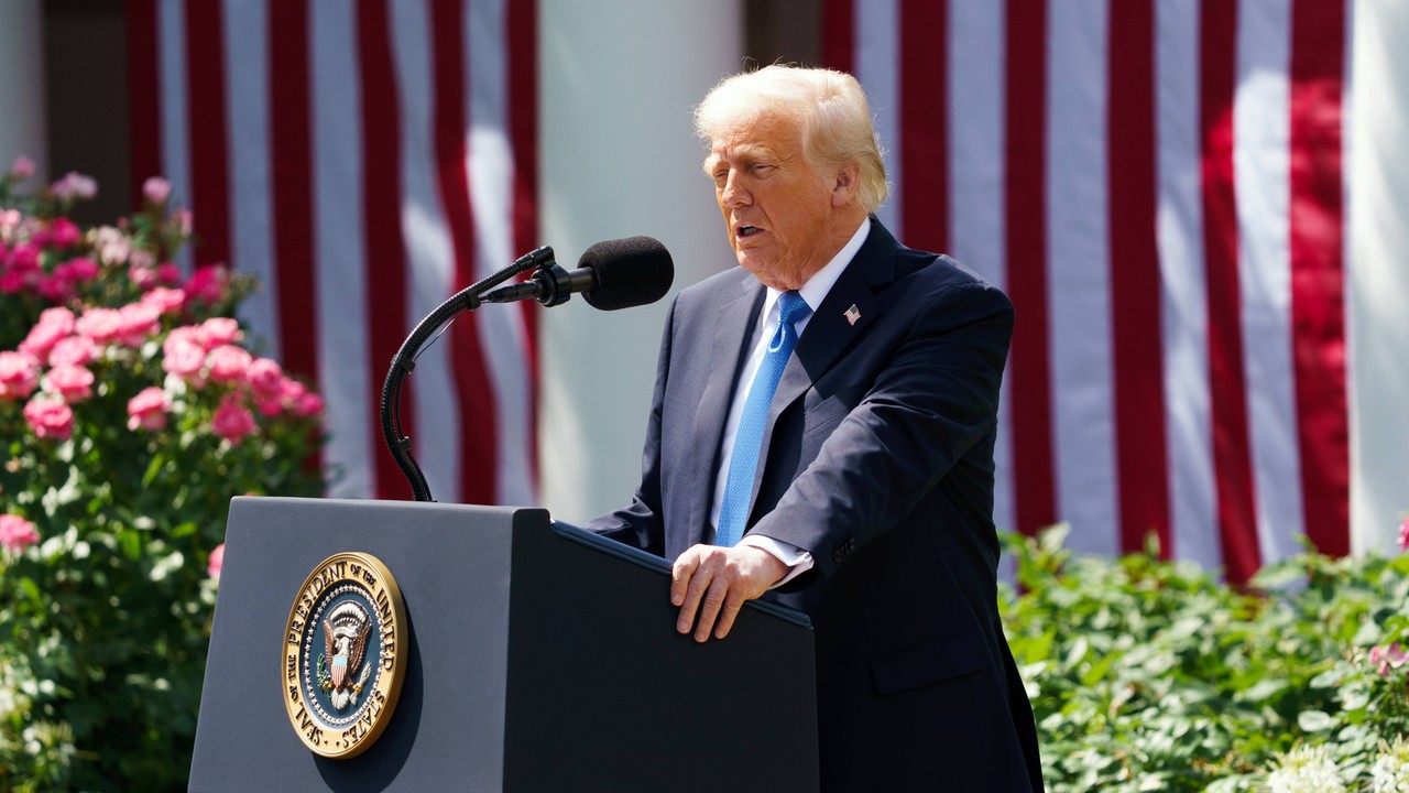 Donald Trump zaostrza retorykę. Putin "igra z ogniem"