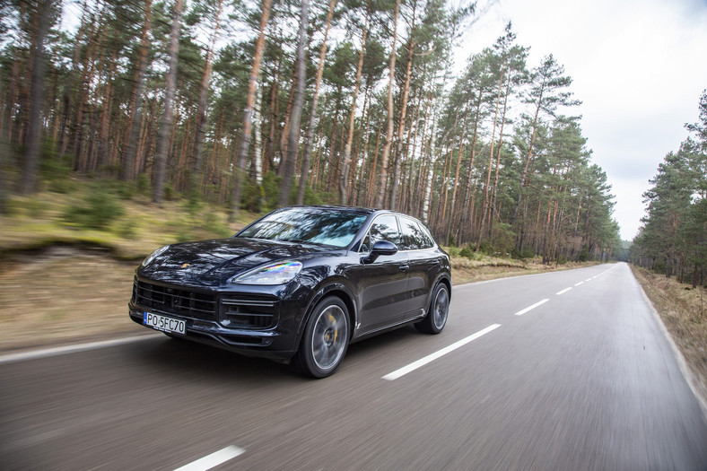 11. Porsche Cayenne Turbo