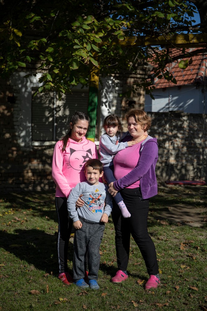 Snežina jedina želja je da svi budu živi i zdravi i da dočeka da svoju decu uda i oženi