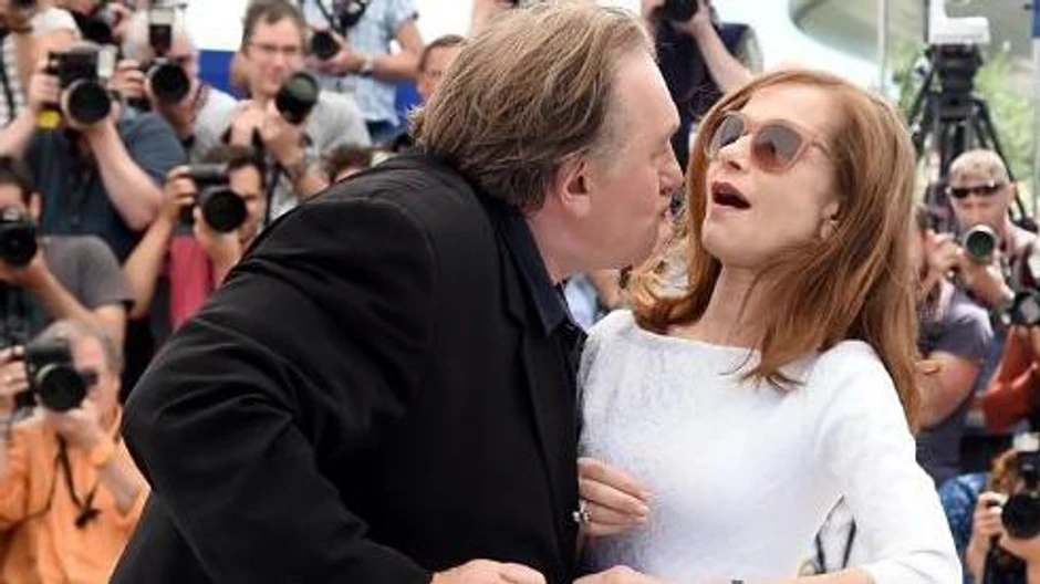 Depardje se poslednji put pojavio na Kanskom festivalu 2015. godine, uz Izabel Iper, povodom filma Dolina ljubavi | Foto: Getty Images