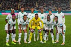 Skandal na mundialu kobiet. Trener dotykał piersi zawodniczki