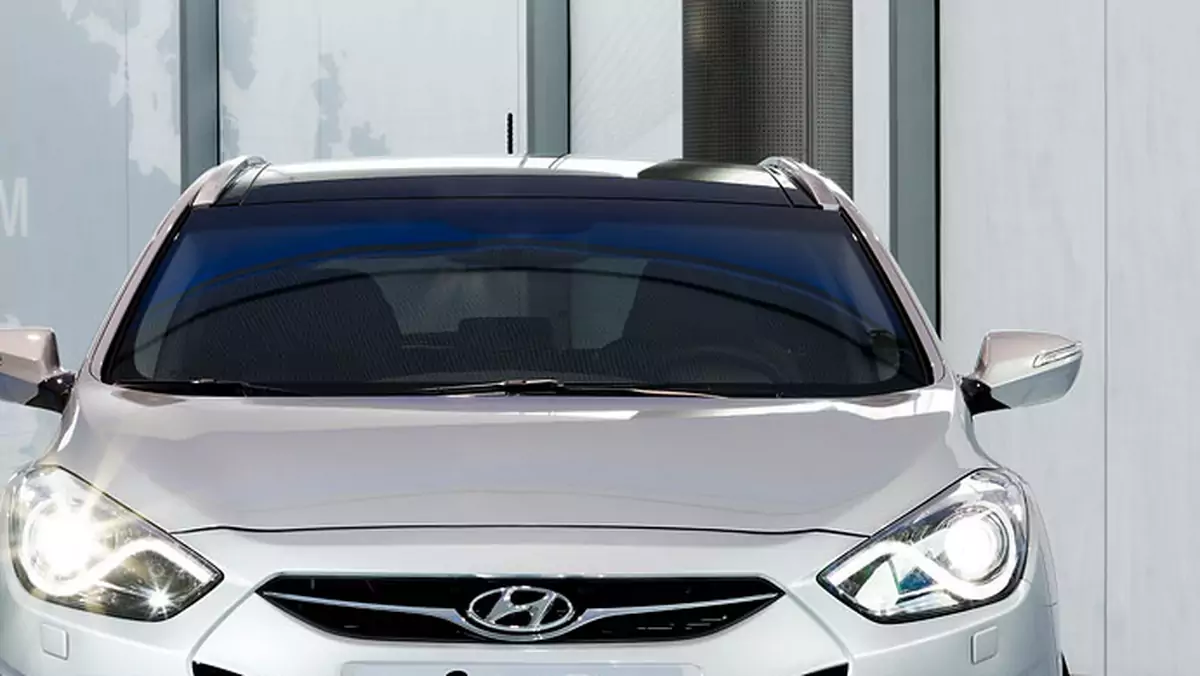 Hyundai i40 sedan dołączy do oferty w 2011 r.