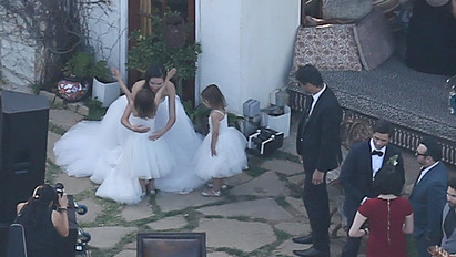 Kiszivárogtak a fotók: lezajlott a kirabolt sorozatsztár álomesküvője – Ilyen volt – galéria