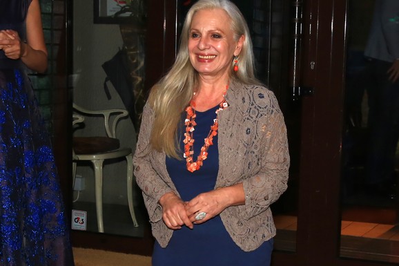 "BUDE ME PTICE, NEĆU DA SLUŠAM TRUBE U GRADU" Pevačica se preselila na selo, a evo kako joj izgleda SKROMNA KUĆA: "Ne treba mi trospratna vila" (FOTO)