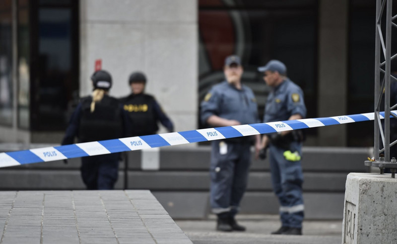Policja na miejscu zdarzenia, centrum Sztokholmu