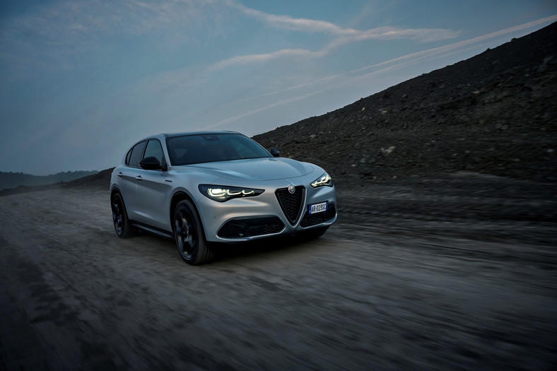 Alfa Romeo Stelvio (po modernizacji; model na 2023 r.)