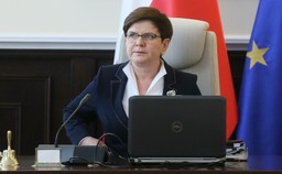 CBOS: Rośnie grupa zwolenników rządu premier Beaty Szydło