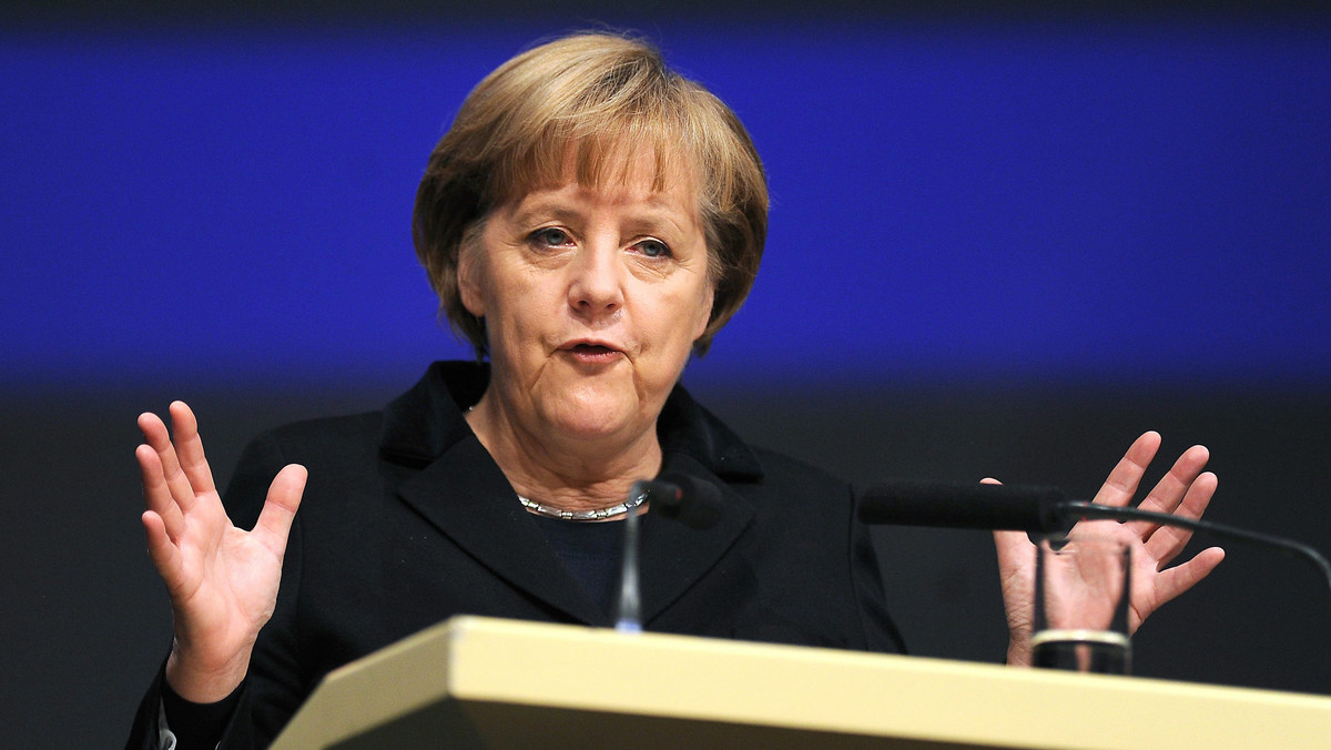 Niemiecka kanclerz Angela Merkel skrytykowała w środę propozycje Komisji Europejskiej dotyczące wprowadzenia wspólnych obligacji dla strefy euro.