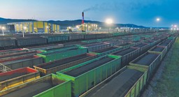 Węglowe porachunki rządu i opozycji. Sankcje wobec Rosji są potrzebne od zaraz