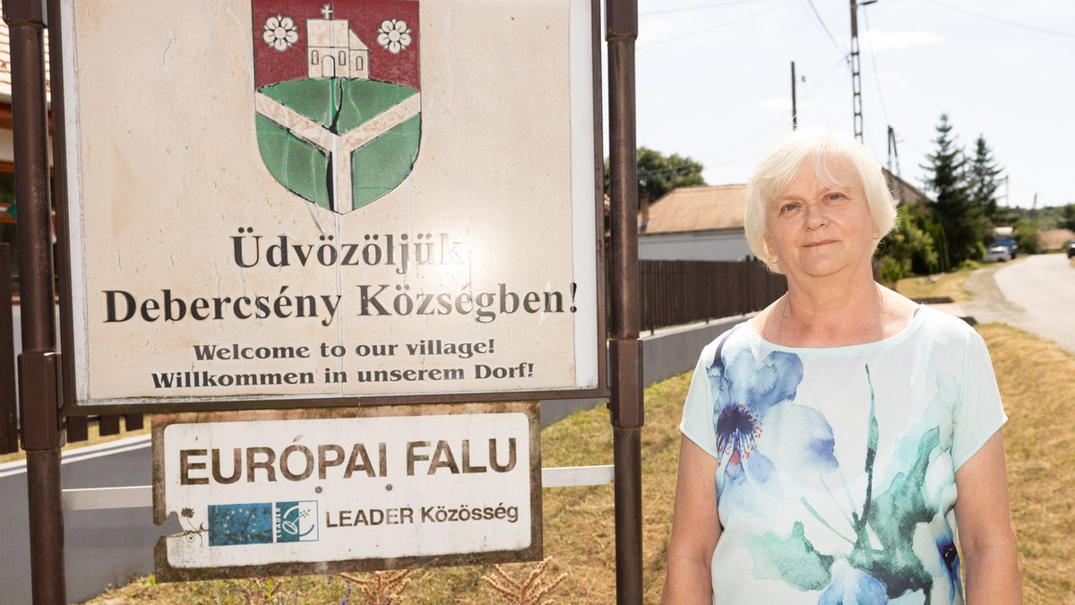 Népszerűbb a férfiaknál, 34 éve vezeti az apró nógrádi falut Marika