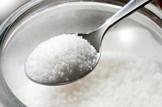 Diabetolog: Cukier nie jest nam potrzebny, powinien być zakazany