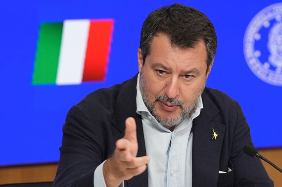 Salvini: "Neću da budem navijač u sukobu između Putina i Zelenskog"