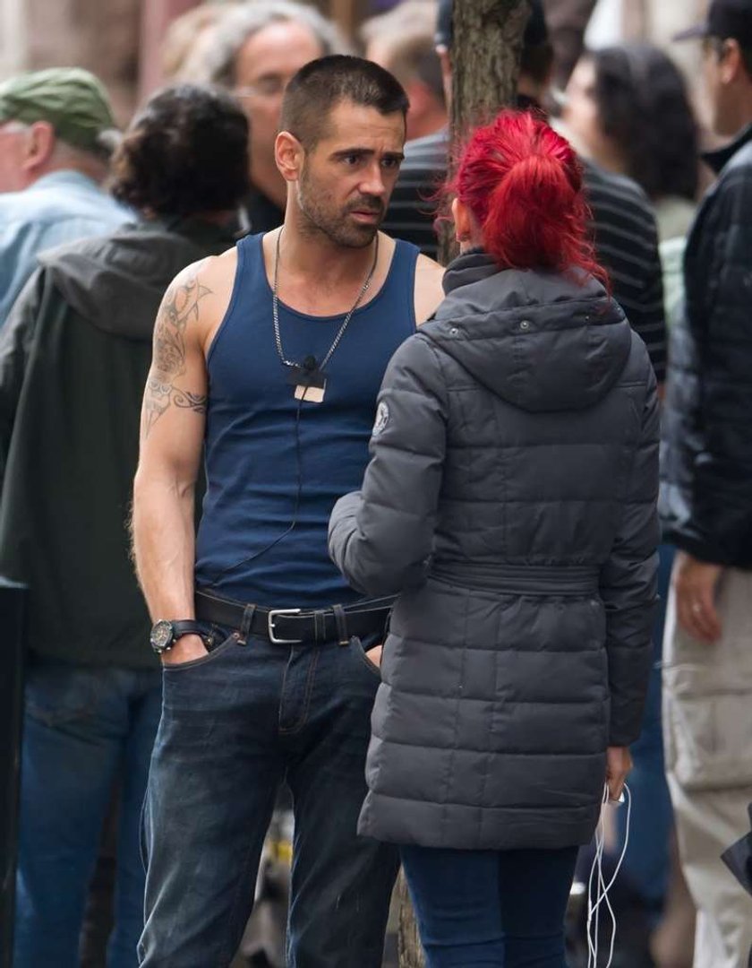 Colin Farrell robi mu masaż