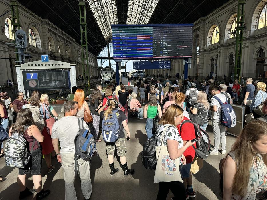 Káosz alakult ki a Keleti pályaudvaron