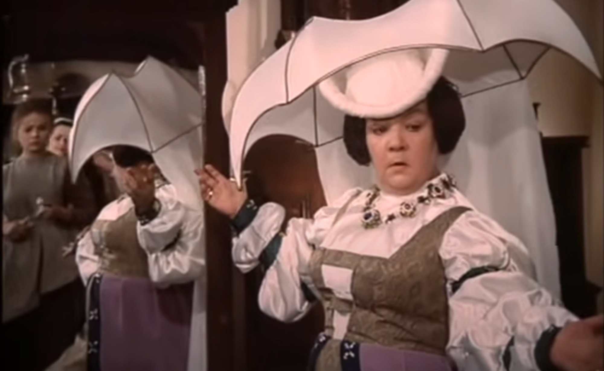 Nemecká herečka Carola Braunbock v rozprávke Tri oriešky pre Popolušku. 